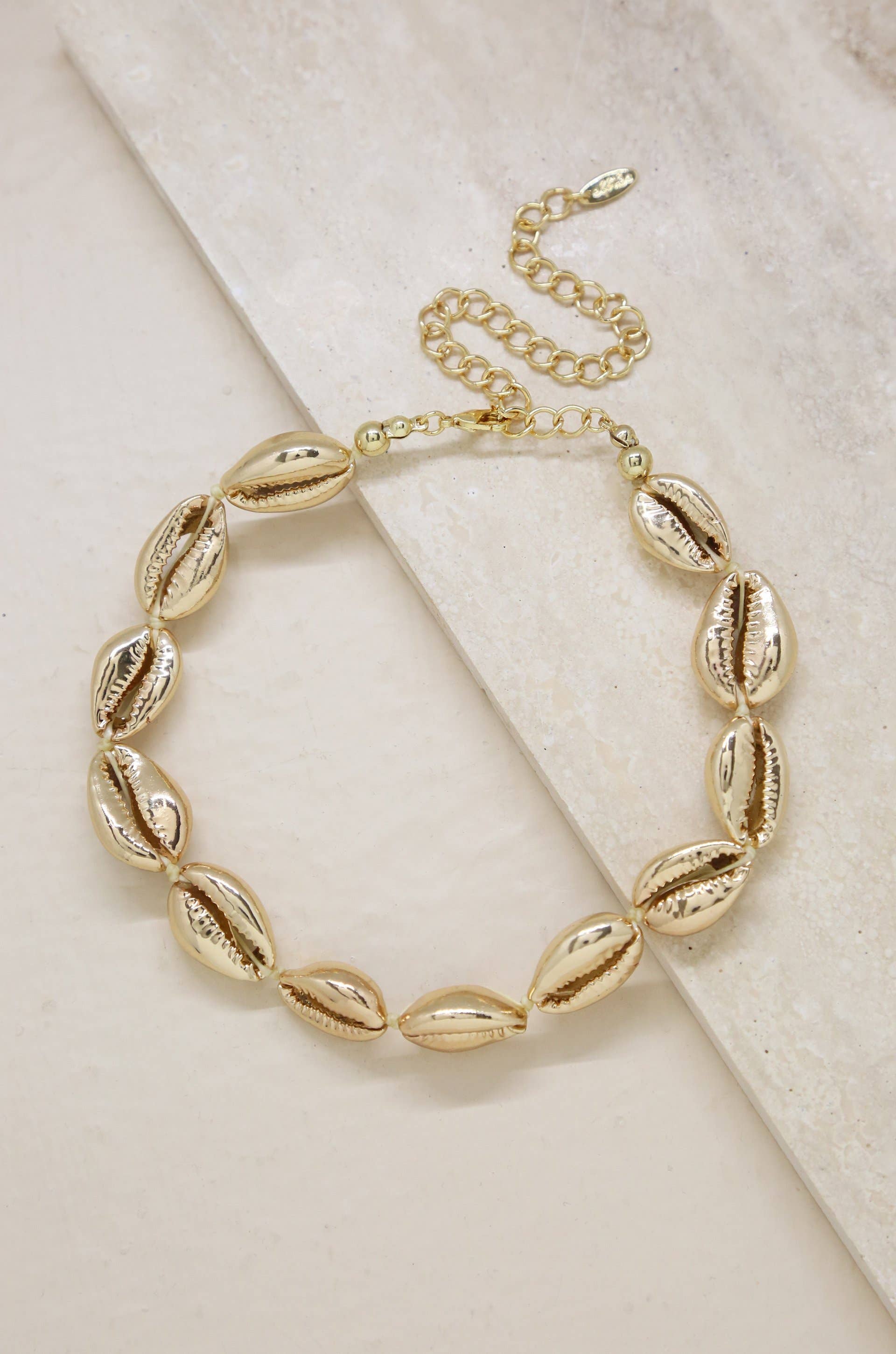 18kt Gold Plated Cowrie Shell Necklace