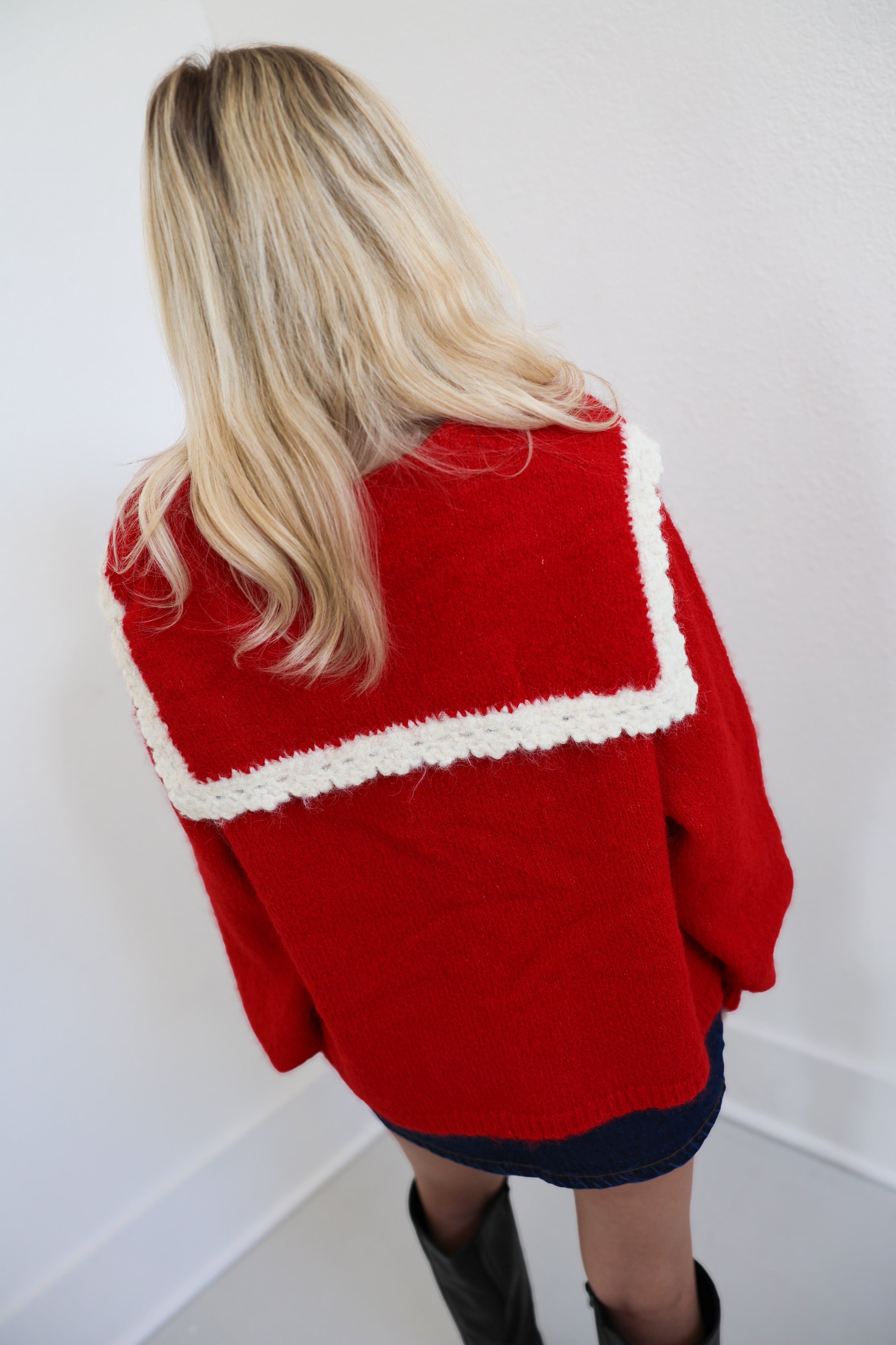 Lana Wide Collared Tie Knit Sweater Top - Cherry Red