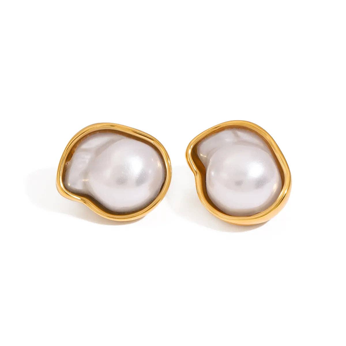 Evangeline Pearl Earrings