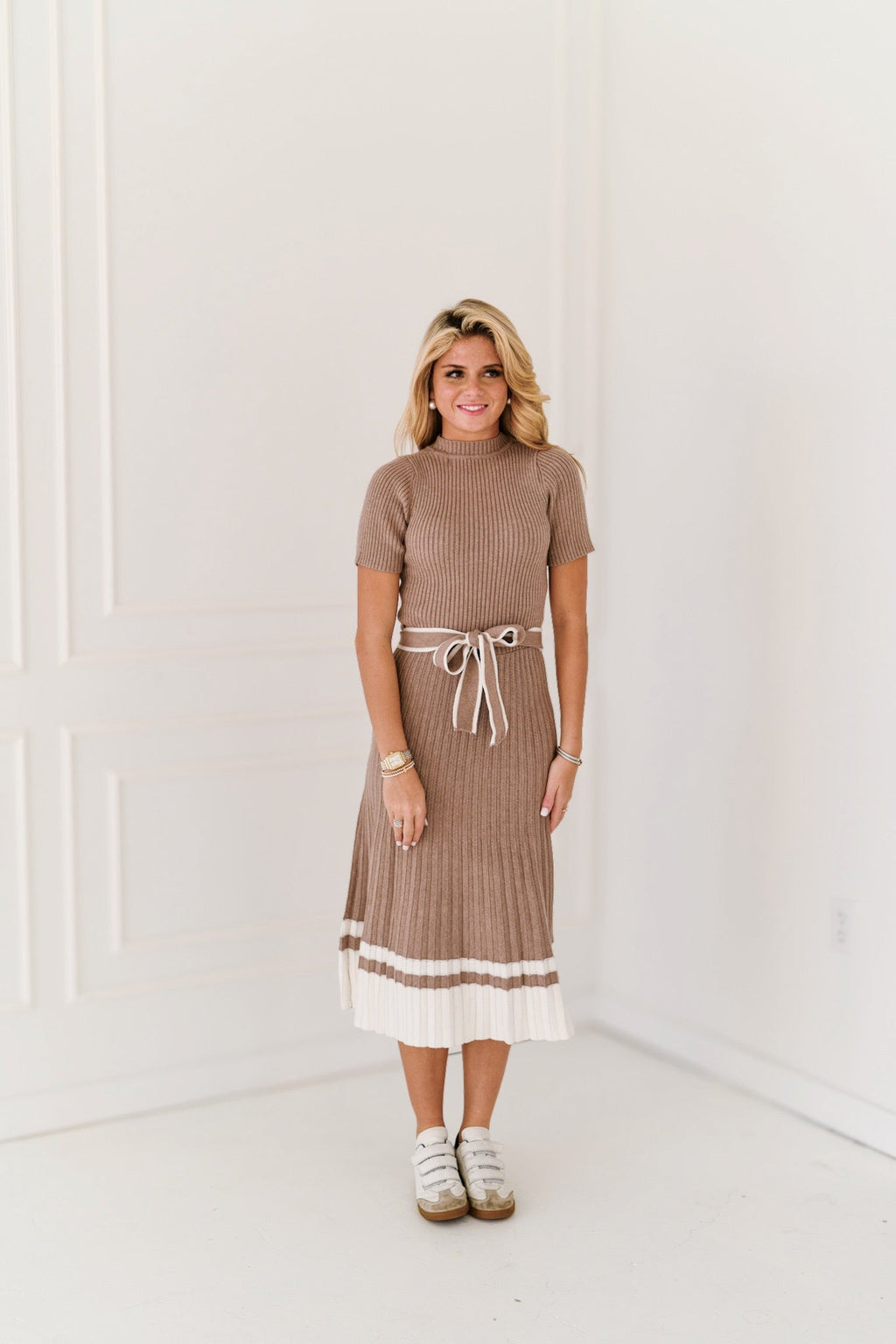 Lexis Belted Midi Dress - Mushroom/Ivory