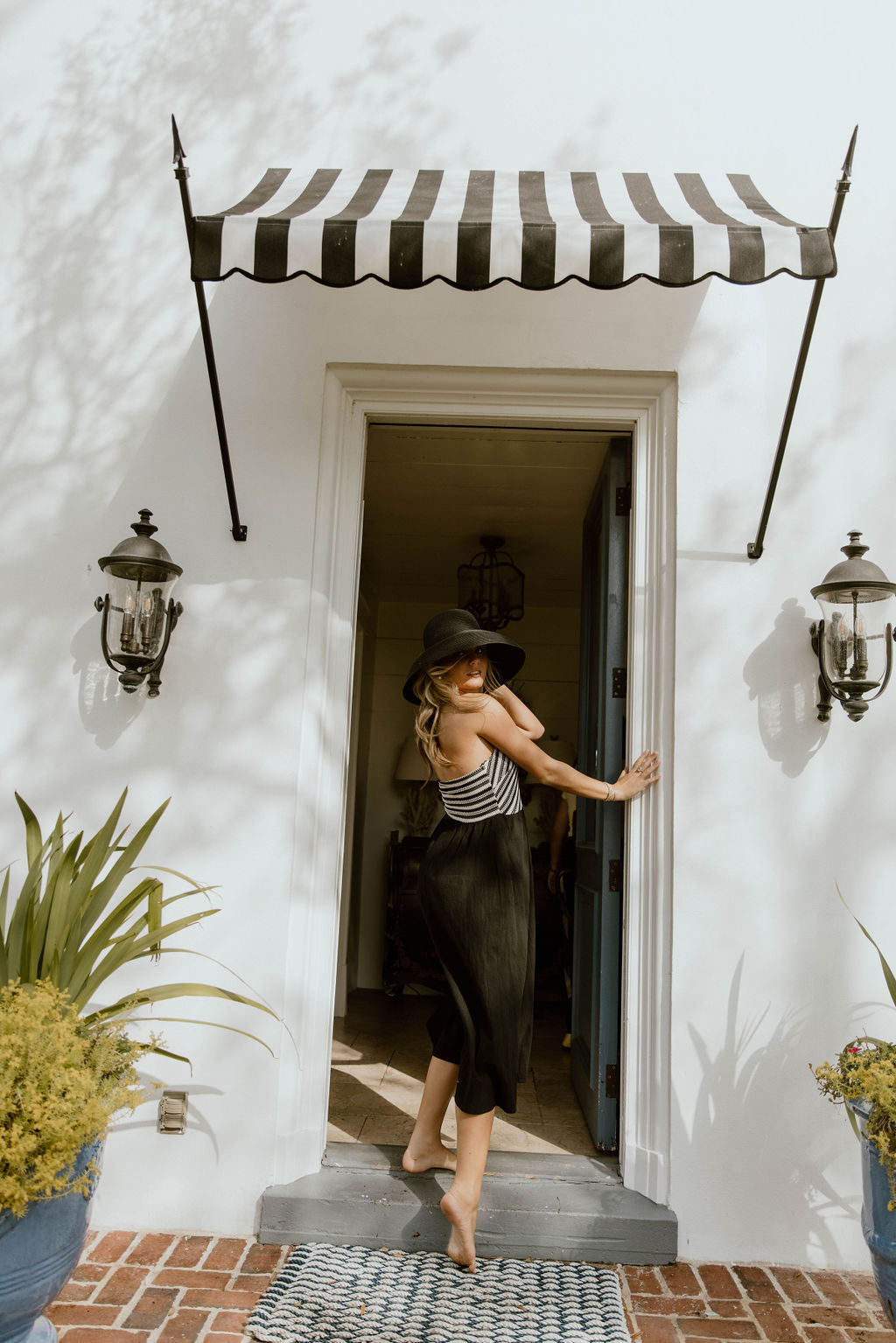 Lilly Halter Neck Stripe Crochet Midi Dress - Cream/Black