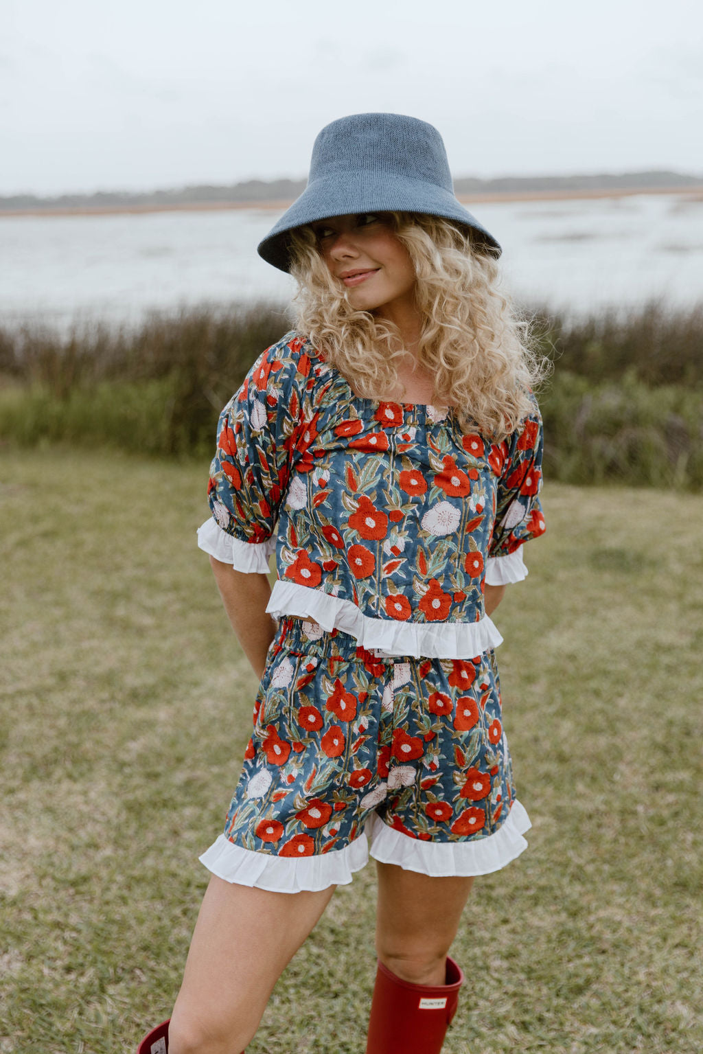 Opal Ruffle Trim Set - Navy/Red