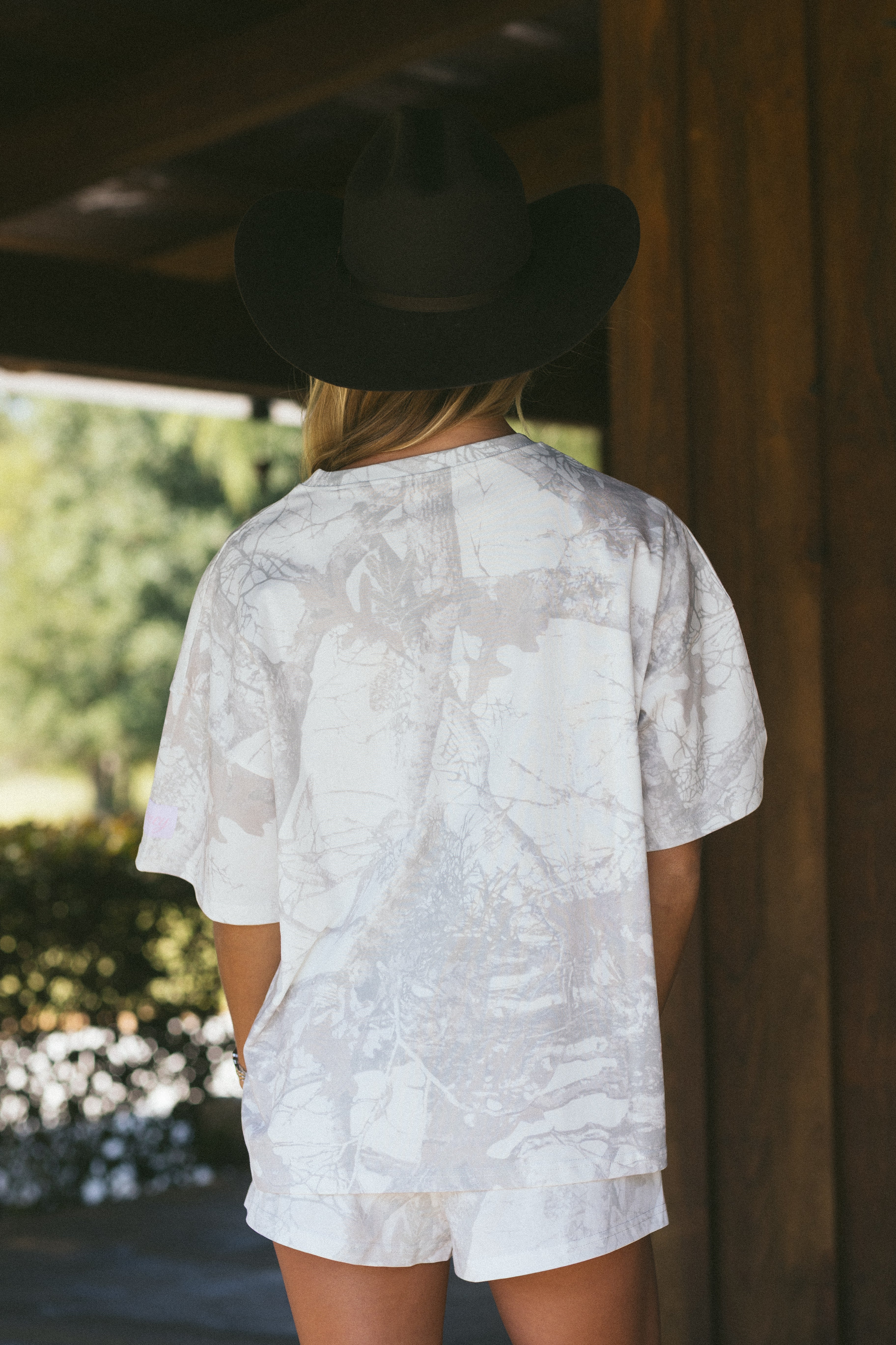 Fancy Oversized Cursive Tee - White Camo