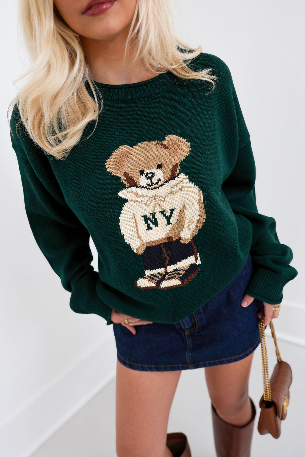Mary Bear Graphic Sweater - Green