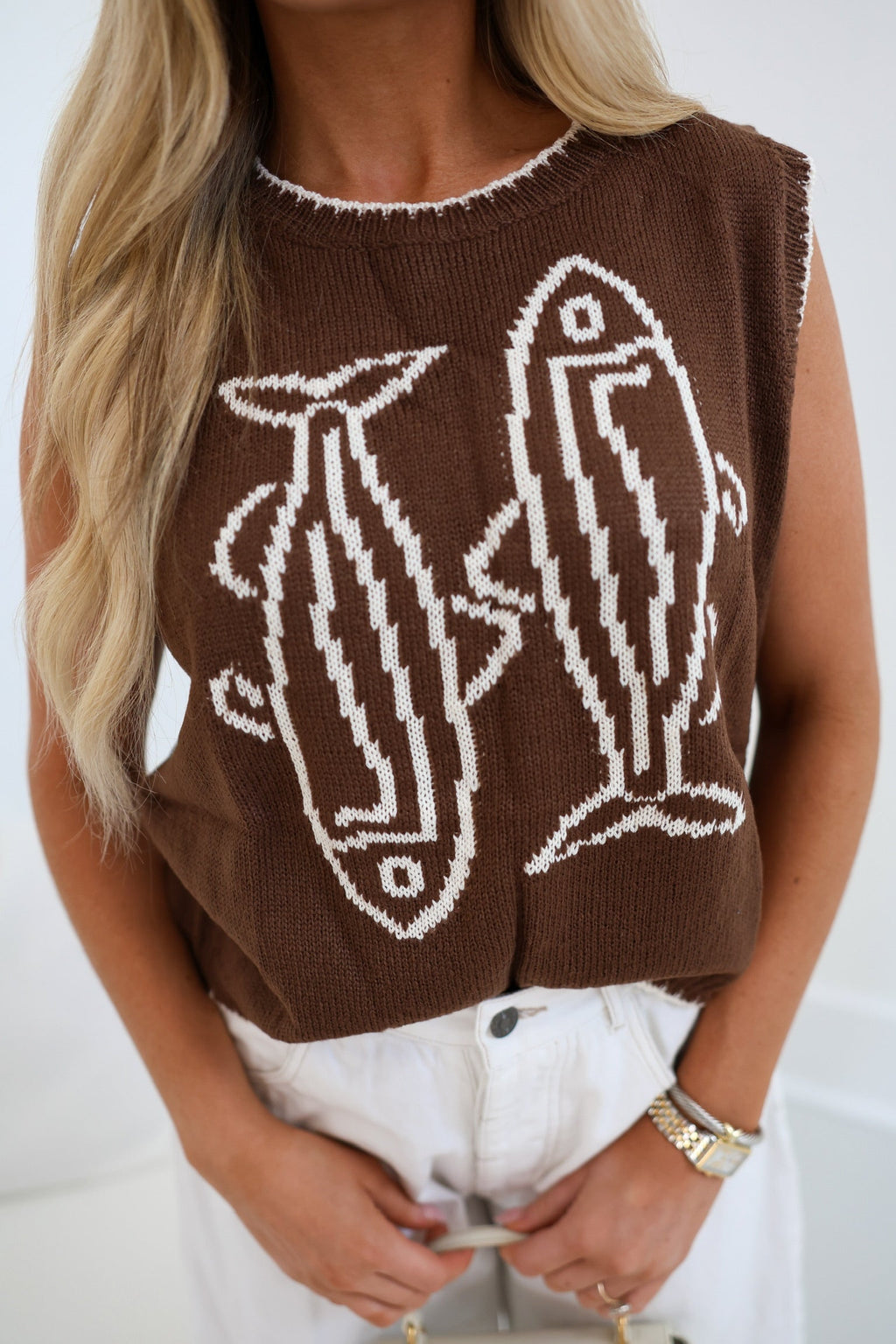 Fiona Fish Printed Sleeveless Sweater Top - Brown/Cream