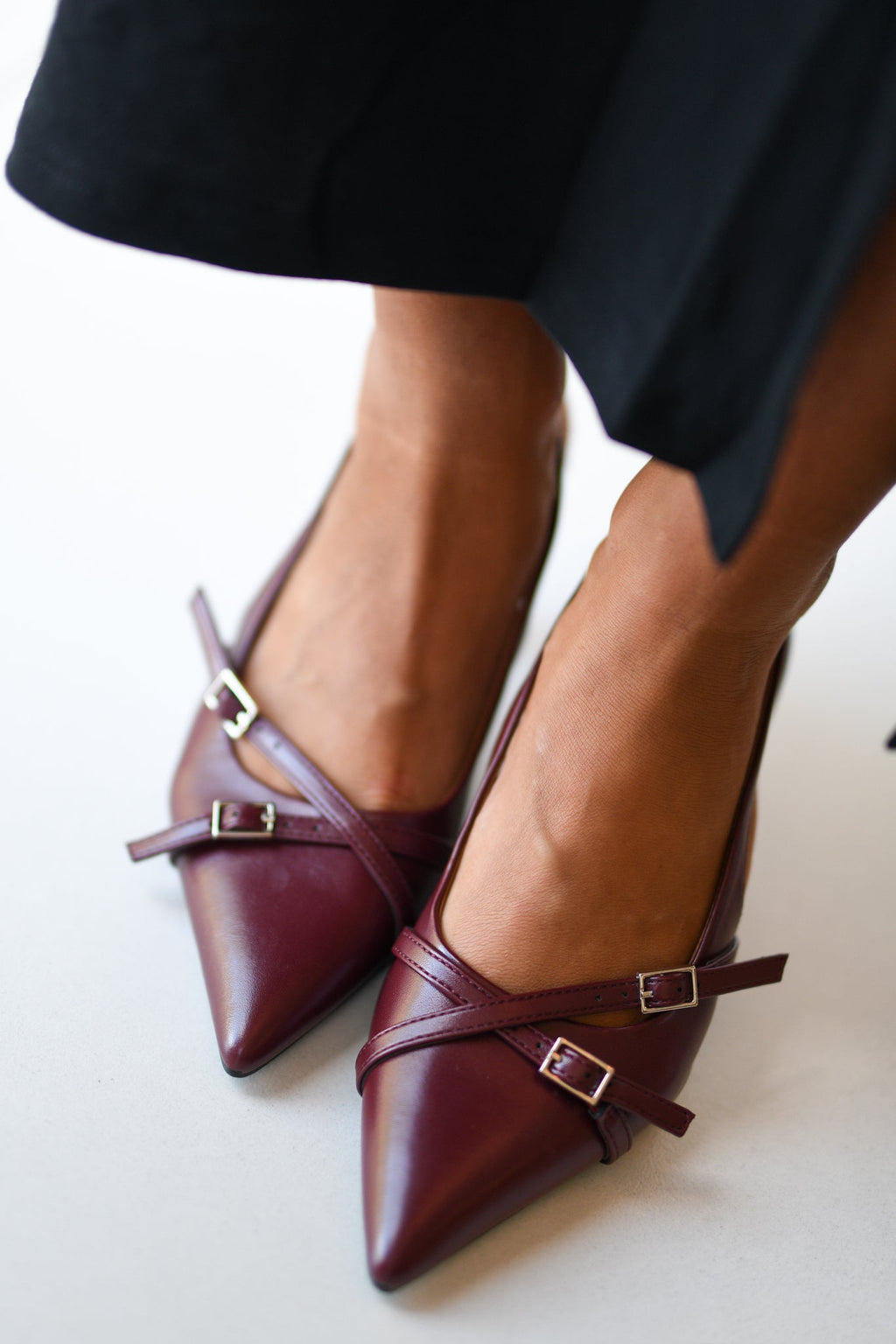 Erya Pointed Toe Singblack Heel - Wine