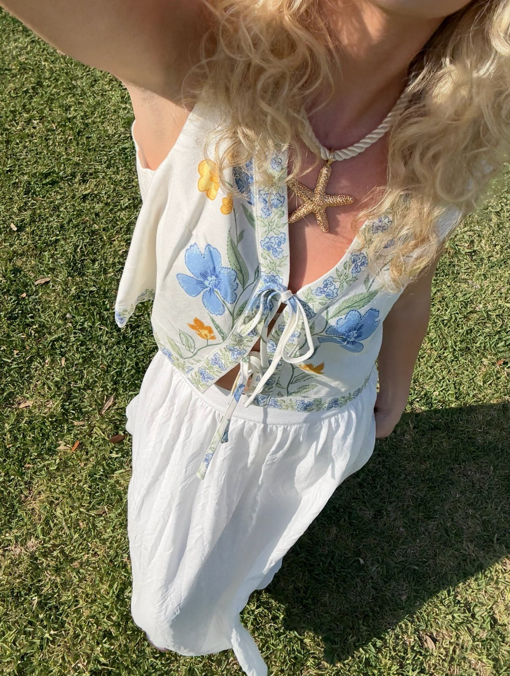 Lily Front Tie Vest - Off White/Blue Multi Floral