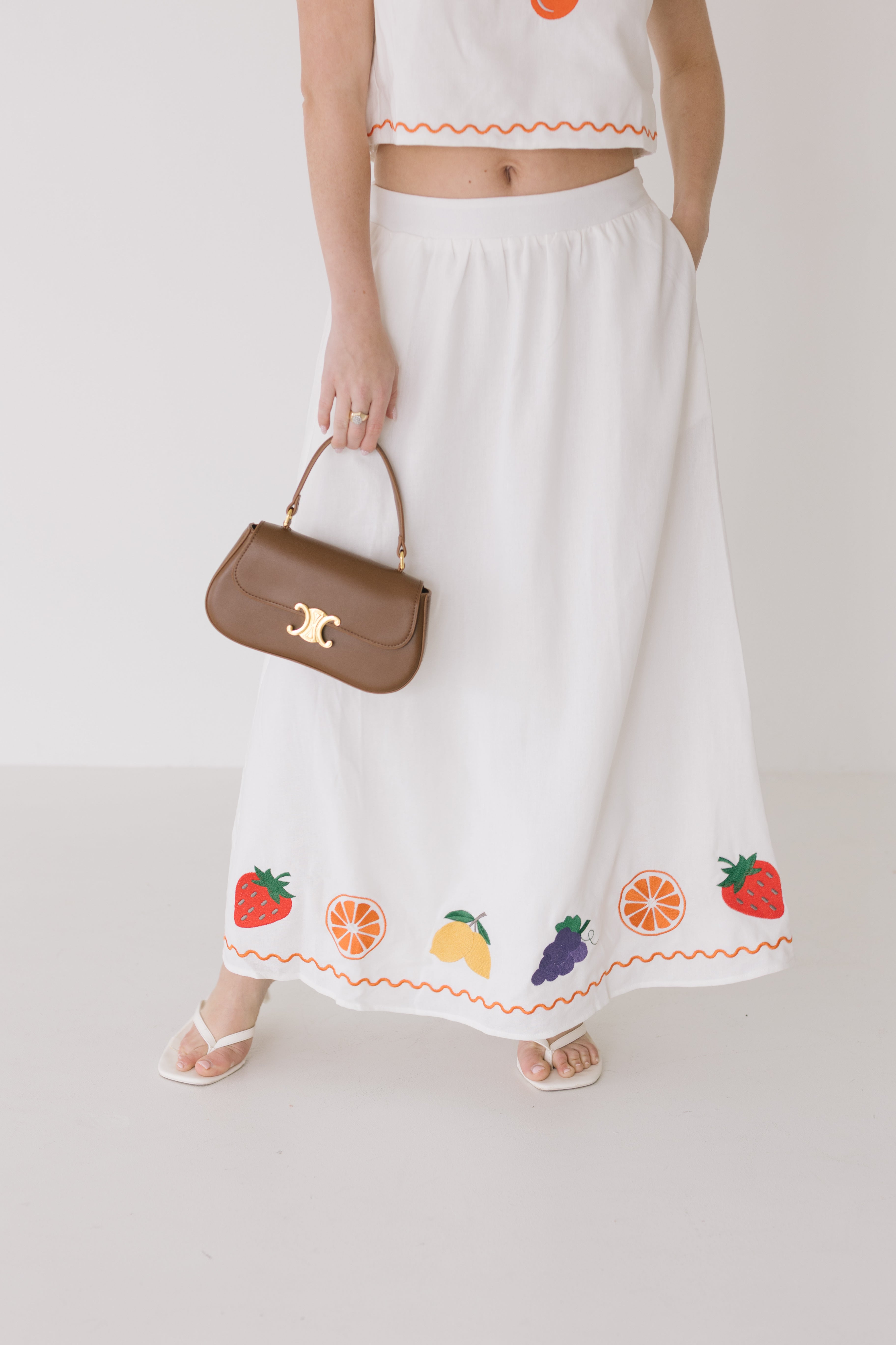 Grace Linen Embroidered Set - Off White