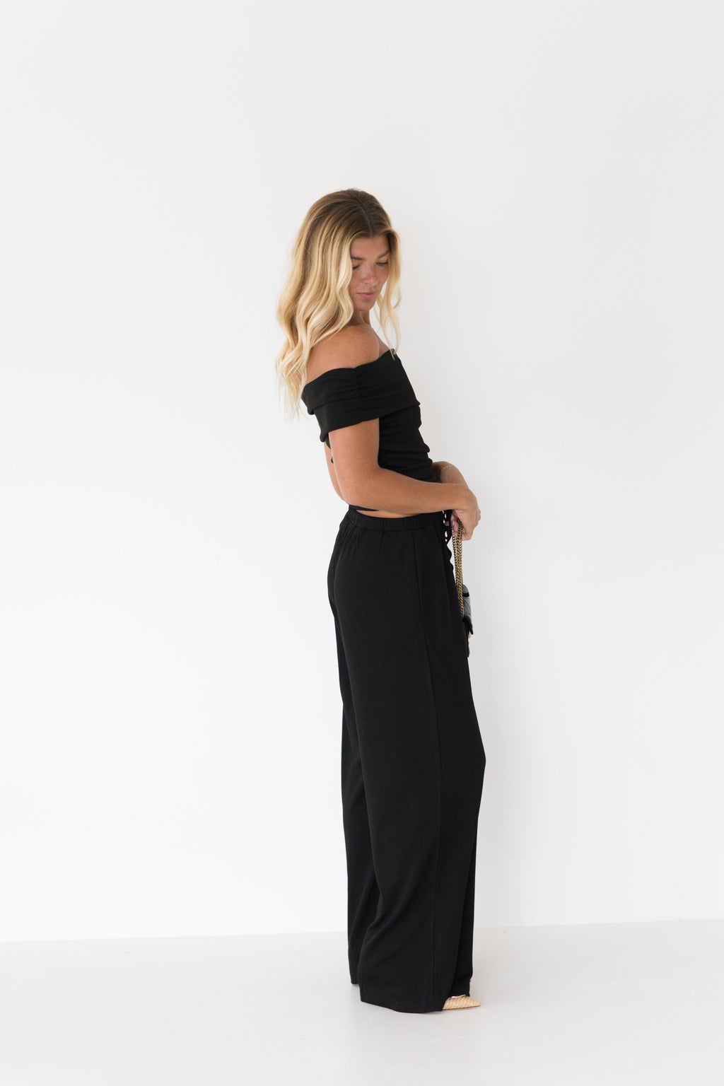 Sarah Off The Shoulder and Pants Set - Black