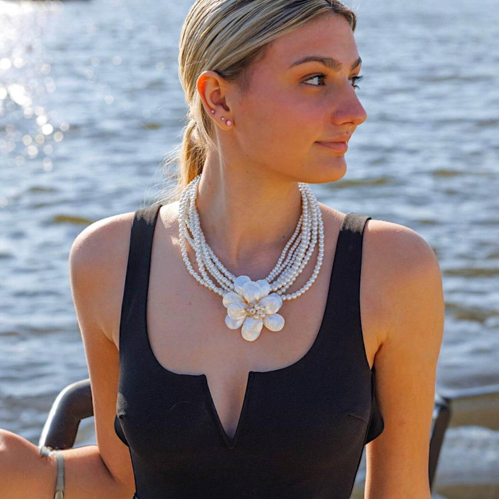 Presley Pearl Flower Necklace - White