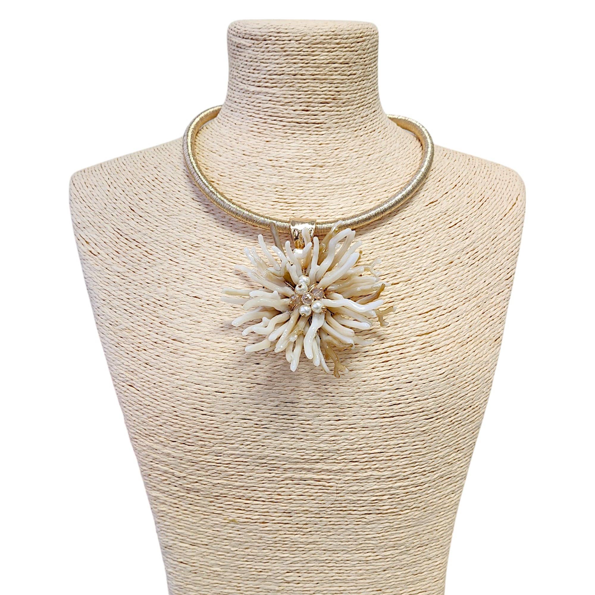 Flower Necklace Seashell - Mauve