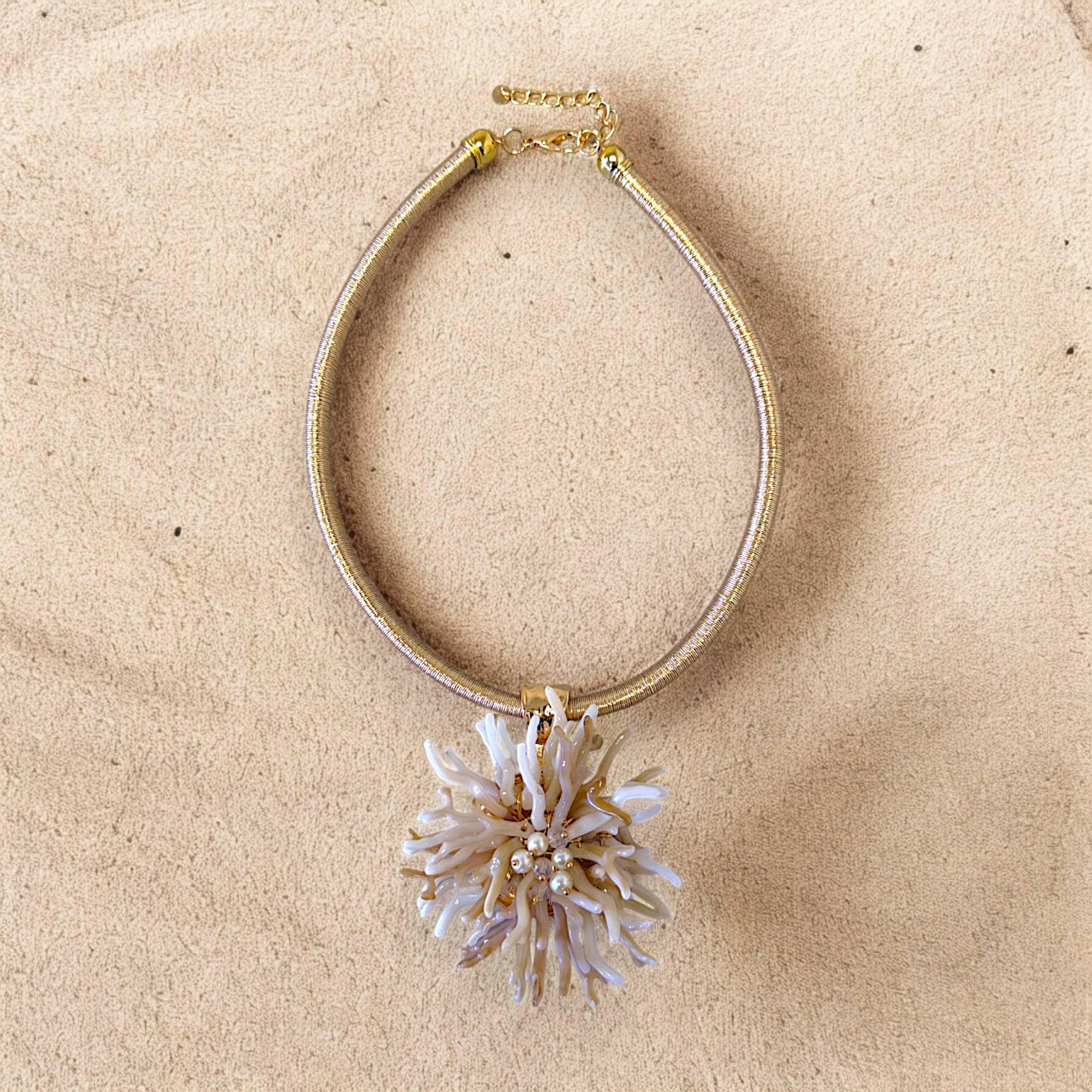 Flower Necklace Seashell - Mauve